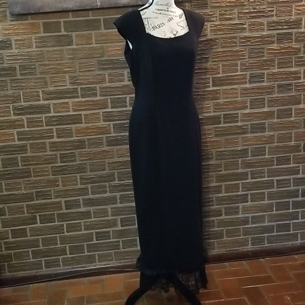 Sz 8 marianna black dress